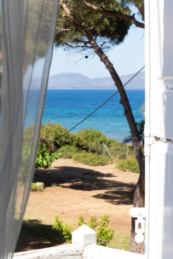 "Nirvana Seaside" By The Beach Néa Mákri Exterior foto